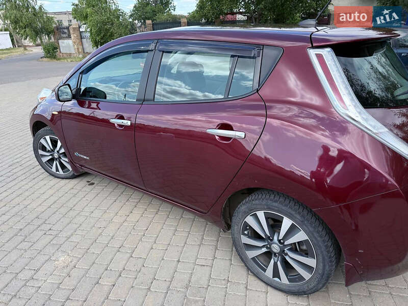 Хетчбек Nissan Leaf 2016 в Одесі фото 8 Хетчбек Nissan Leaf 2016 в Одесі