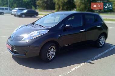 Хетчбек Nissan Leaf 2015 в Рівному