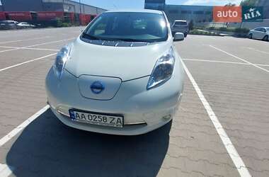 Хетчбек Nissan Leaf 2017 в Києві