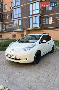 Хэтчбек Nissan Leaf 2012 в Каменец-Подольском