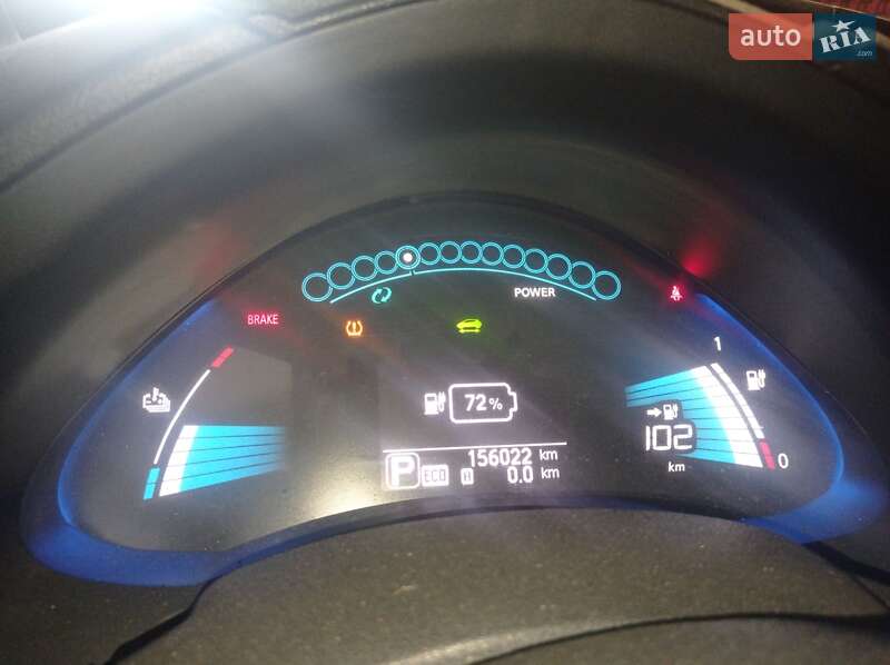 Хэтчбек Nissan Leaf 2014 в Днепре