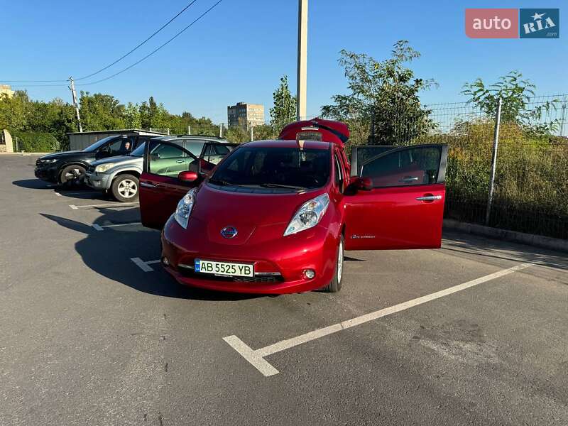 Хэтчбек Nissan Leaf 2014 в Виннице фото 6 Хэтчбек Nissan Leaf 2014 в Виннице
