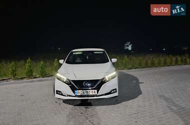 Хэтчбек Nissan Leaf 2019 в Золочеве