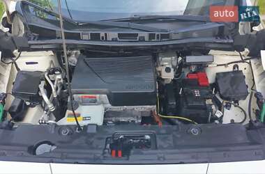 Хэтчбек Nissan Leaf 2019 в 