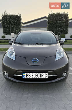 Хэтчбек Nissan Leaf 2016 в Бродах