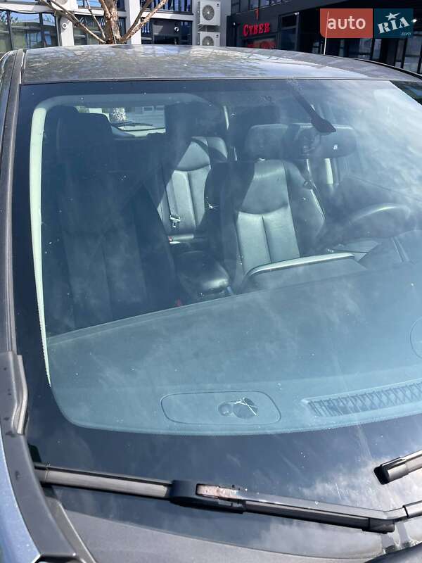 Хэтчбек Nissan Leaf 2014 в Ровно фото 4 Хэтчбек Nissan Leaf 2014 в Ровно