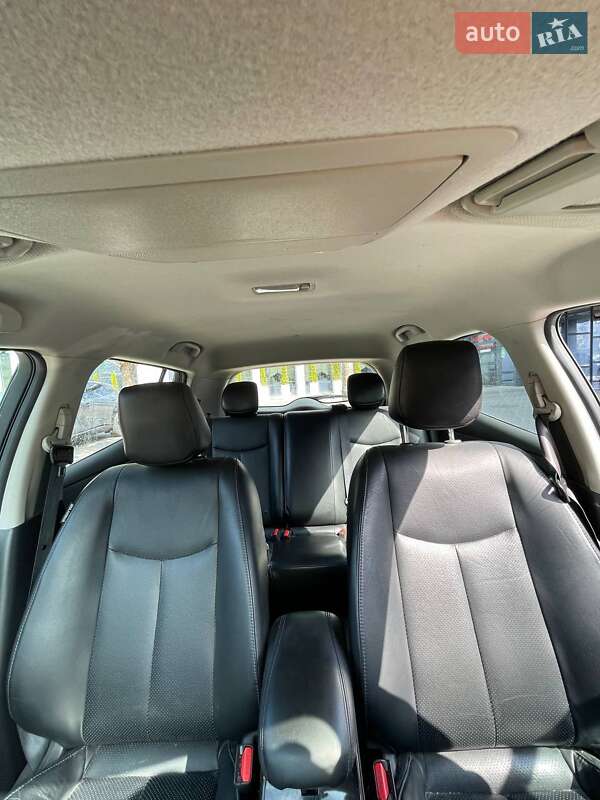 Хэтчбек Nissan Leaf 2014 в Ровно фото 9 Хэтчбек Nissan Leaf 2014 в Ровно