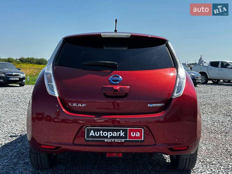 Хэтчбек Nissan Leaf 2012 в Львове