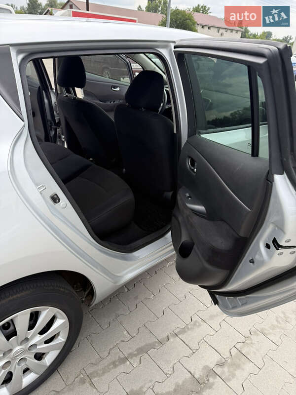 Хетчбек Nissan Leaf 2015 в Чернігові