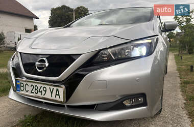 Хэтчбек Nissan Leaf 2018 в Стрые