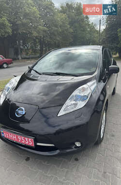 Хетчбек Nissan Leaf 2014 в Горохові