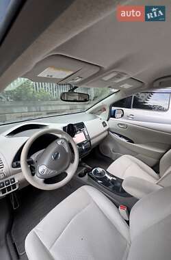 Хэтчбек Nissan Leaf 2012 в Одессе