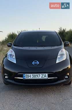 Хетчбек Nissan Leaf 2013 в Любашівці