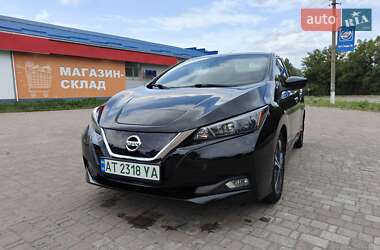 Хэтчбек Nissan Leaf 2018 в Бурштыне