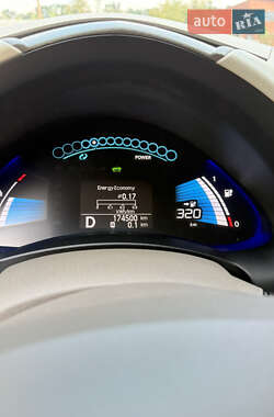 Хэтчбек Nissan Leaf 2012 в Хмельницком