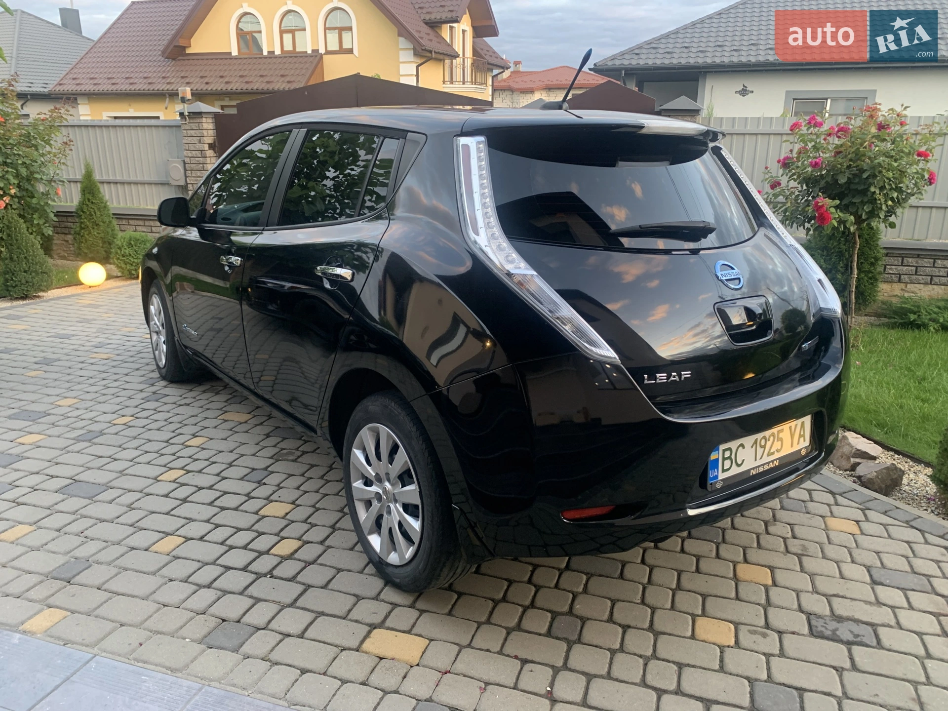 2013 Nissan Leaf - мініатюра 11