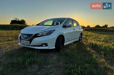 Хэтчбек Nissan Leaf 2019 в Черкассах