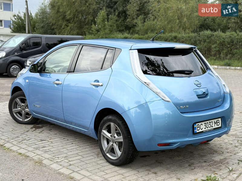 Хетчбек Nissan Leaf 2011 в Львові