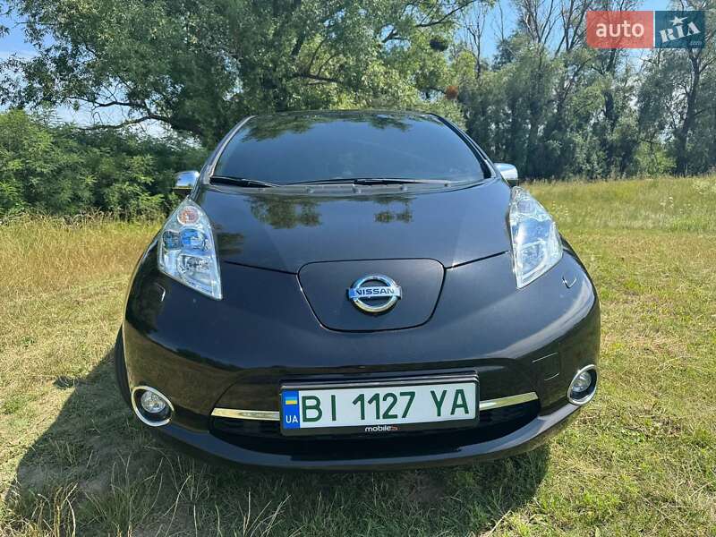Хэтчбек Nissan Leaf 2014 в Змиеве
