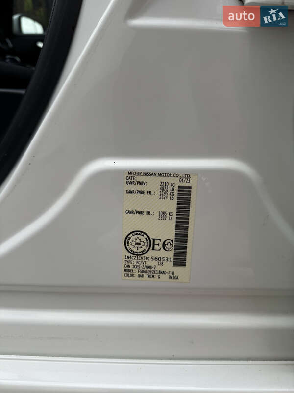 Хэтчбек Nissan Leaf 2023 в Черновцах