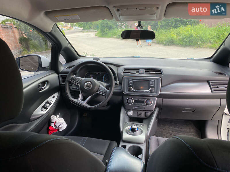 Хэтчбек Nissan Leaf 2018 в Кропивницком фото 7 Хэтчбек Nissan Leaf 2018 в Кропивницком