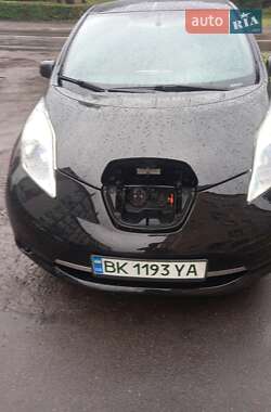 Хетчбек Nissan Leaf 2013 в Рівному