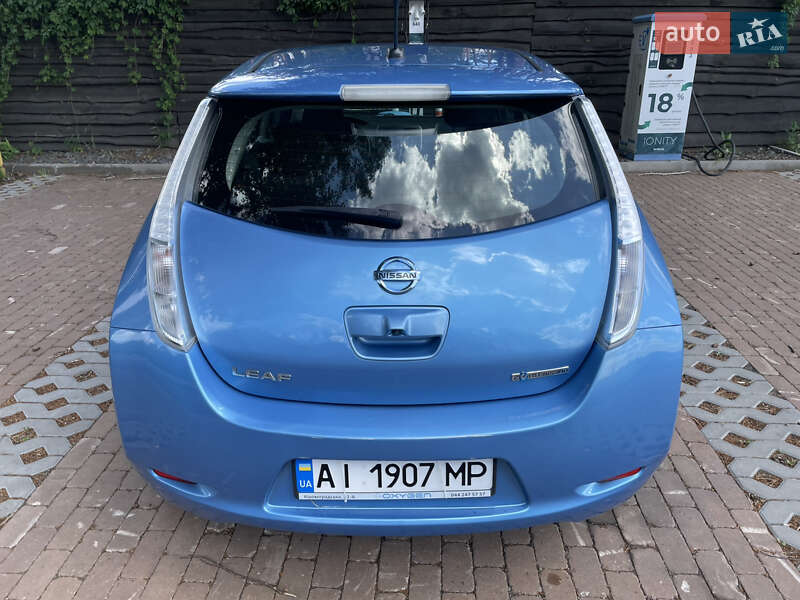 Хэтчбек Nissan Leaf 2014 в Киеве