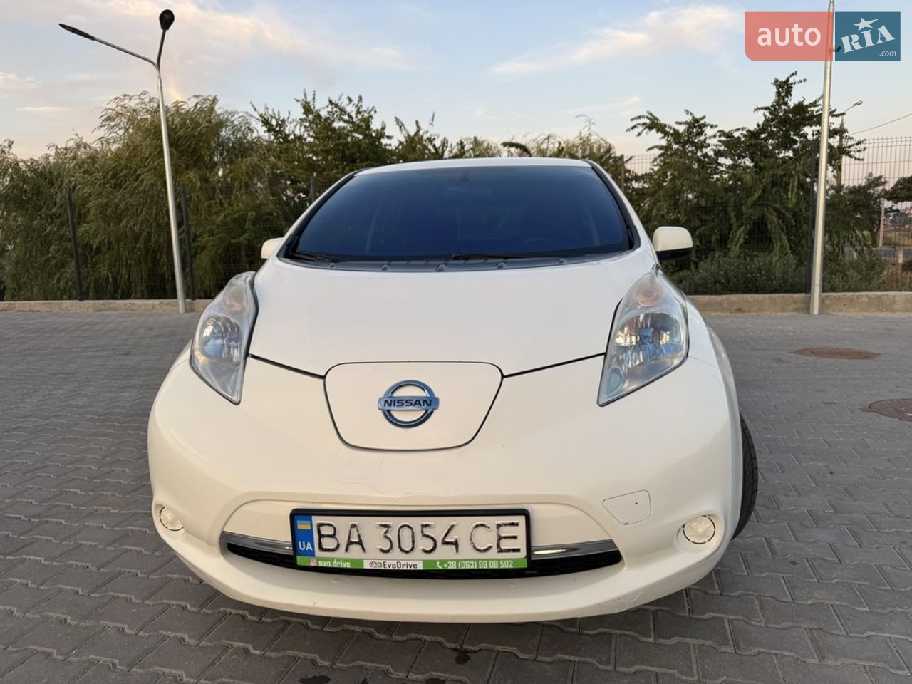 2014 Nissan Leaf - мініатюра 11