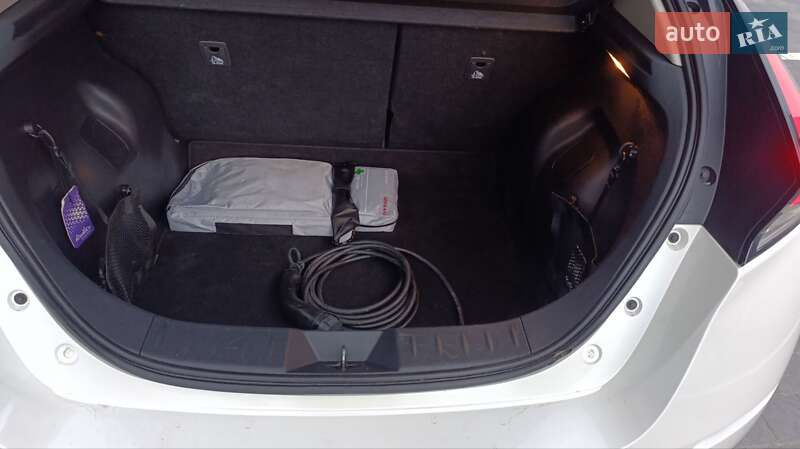 Хетчбек Nissan Leaf 2018 в Стрию