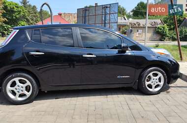 Хетчбек Nissan Leaf 2013 в Ужгороді