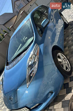 Хетчбек Nissan Leaf 2012 в Одесі
