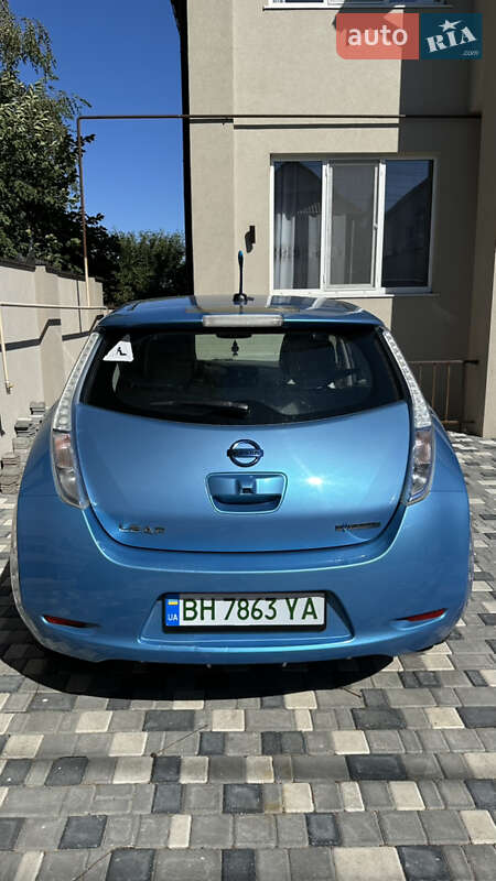 Хэтчбек Nissan Leaf 2012 в Одессе фото 5 Хэтчбек Nissan Leaf 2012 в Одессе
