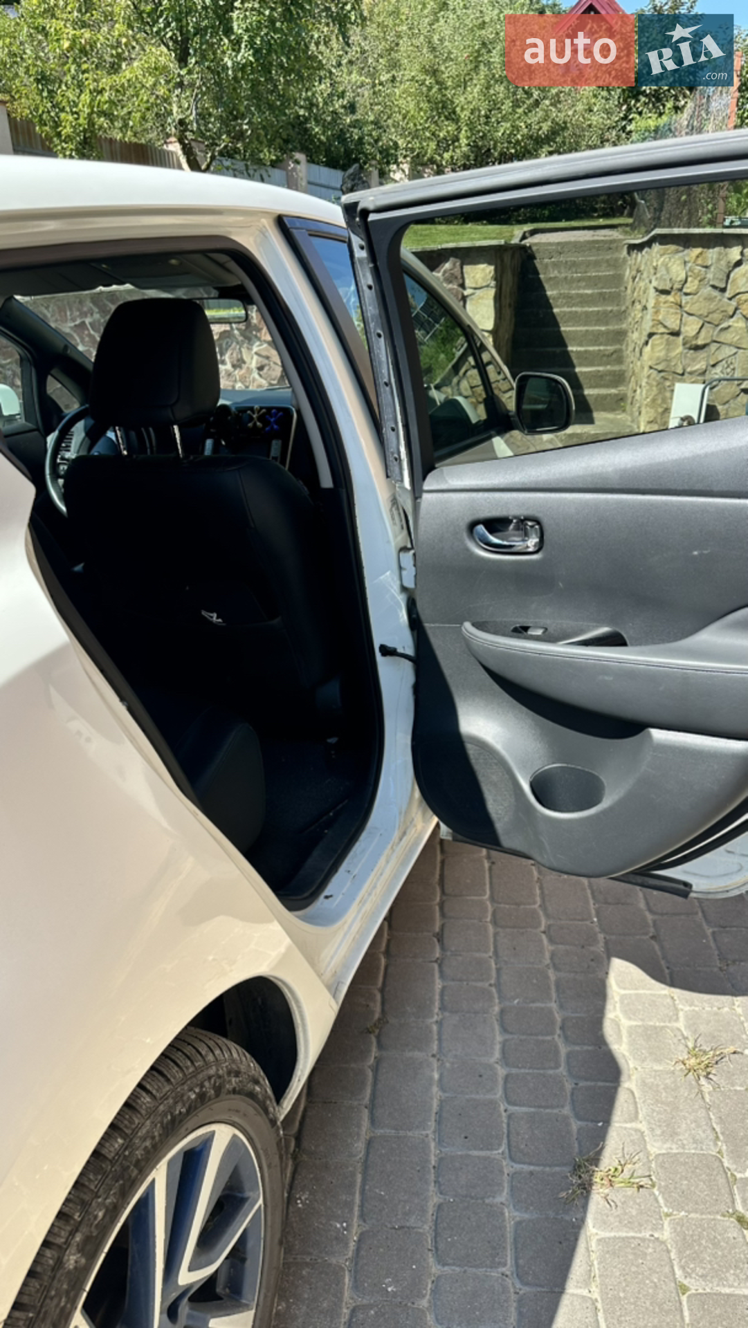 2014 Nissan Leaf - мініатюра 15