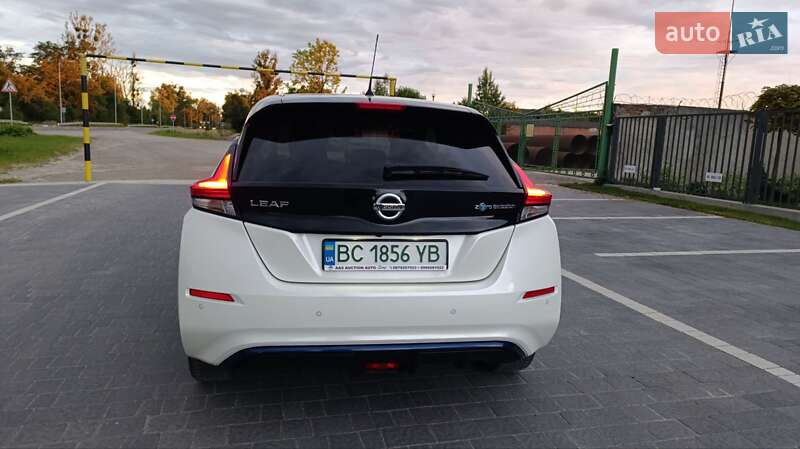 Хетчбек Nissan Leaf 2018 в Стрию