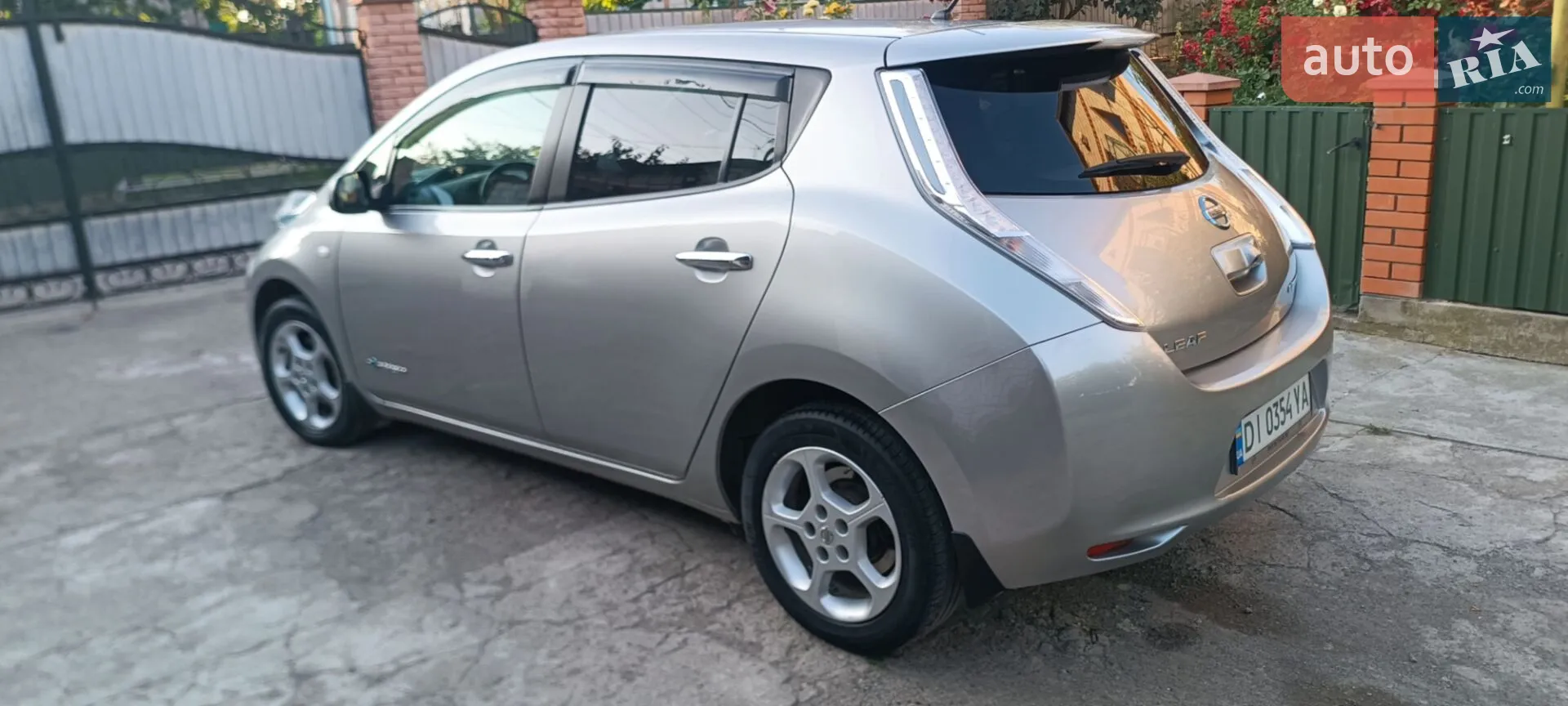2015 Nissan Leaf - мініатюра 4