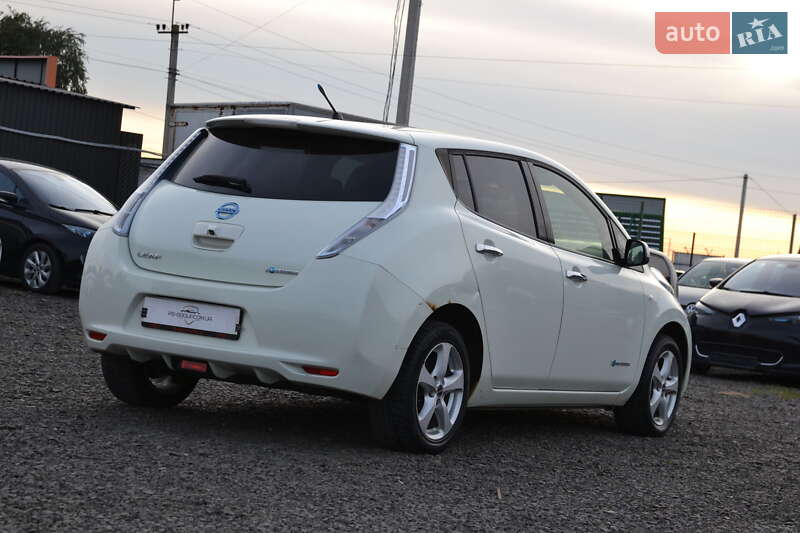 Хэтчбек Nissan Leaf 2012 в Луцке