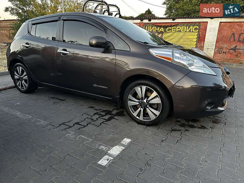 Хэтчбек Nissan Leaf 2016 в Одессе фото 13 Хэтчбек Nissan Leaf 2016 в Одессе