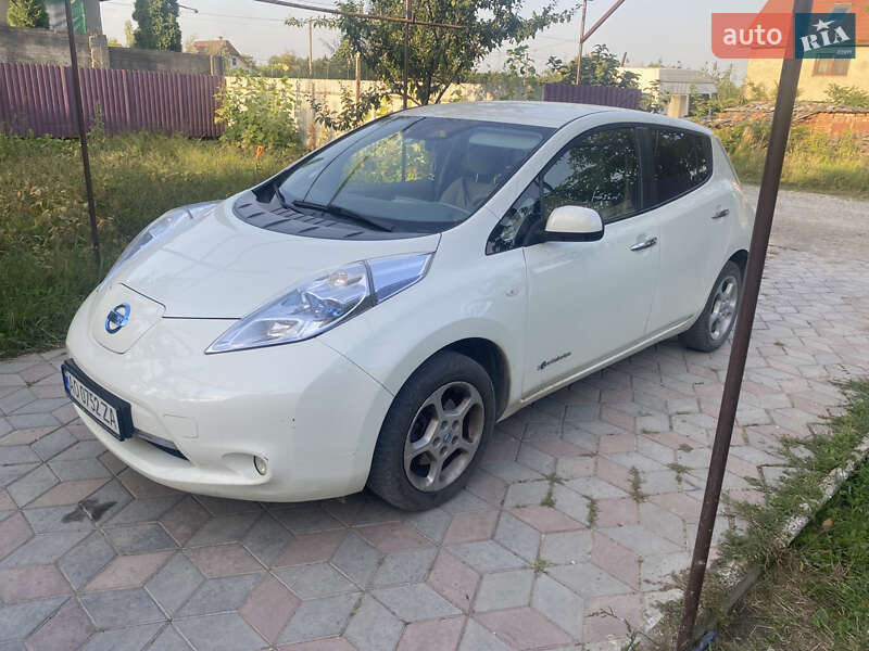 Хетчбек Nissan Leaf 2012 в Виноградові