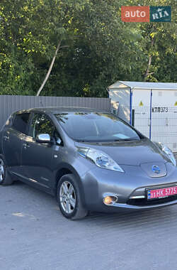 Хэтчбек Nissan Leaf 2014 в 