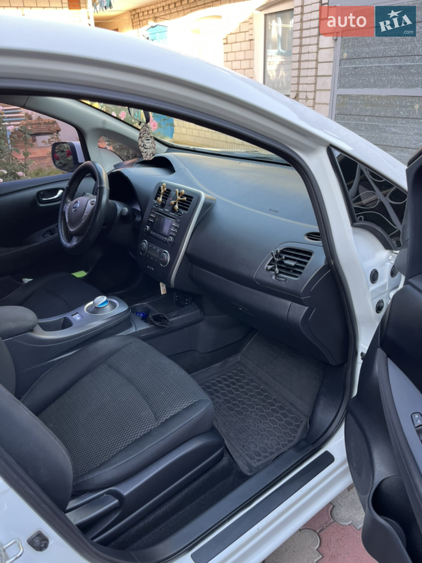 2014 Nissan Leaf - мініатюра 10