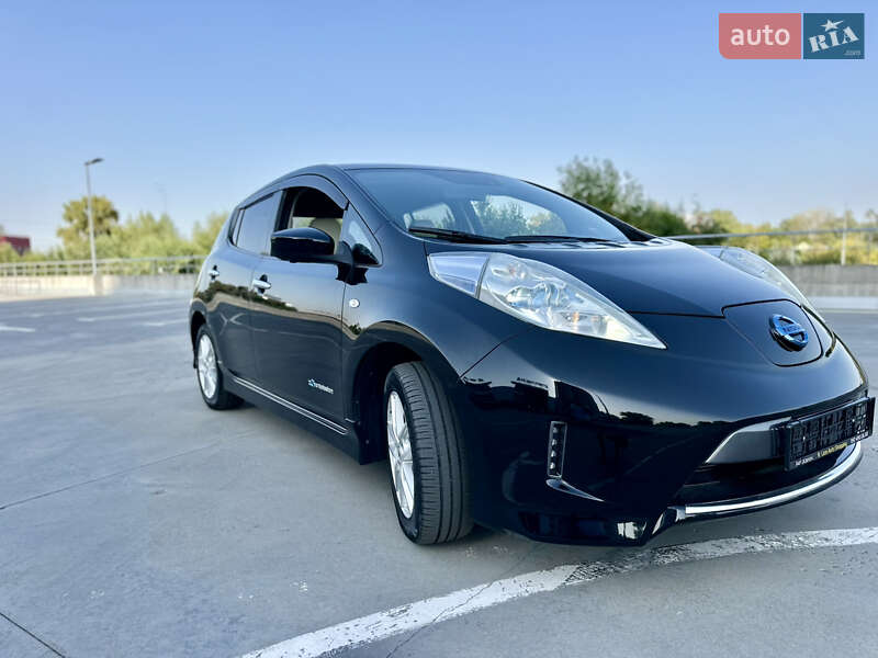 Хэтчбек Nissan Leaf 2016 в Киеве