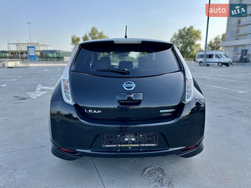 Хэтчбек Nissan Leaf 2016 в Киеве