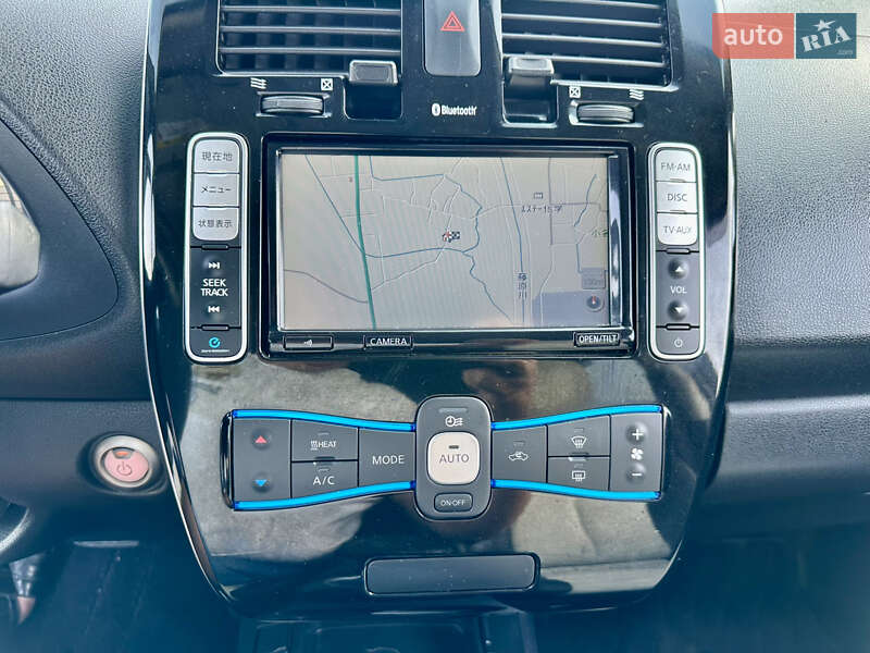 Хэтчбек Nissan Leaf 2016 в Киеве