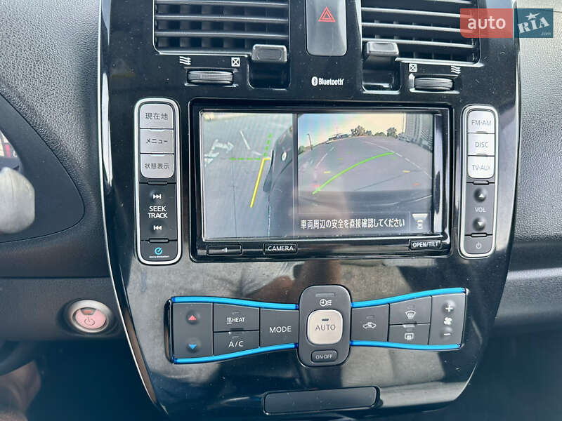 Хэтчбек Nissan Leaf 2016 в Киеве