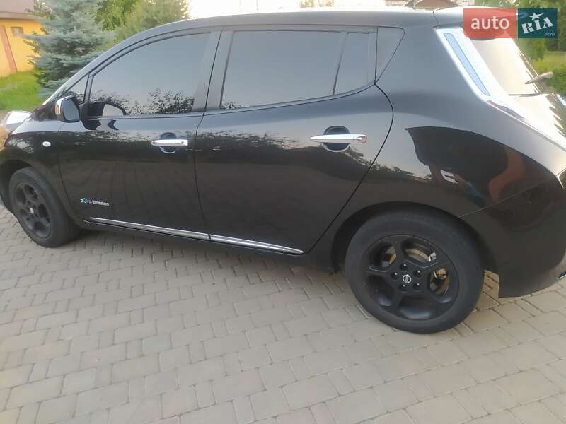 Хэтчбек Nissan Leaf 2016 в Луцке фото 2 Хэтчбек Nissan Leaf 2016 в Луцке