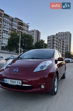 Хетчбек Nissan Leaf 2013 в Києві