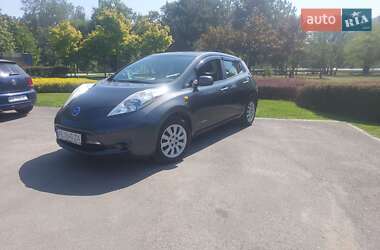 Хэтчбек Nissan Leaf 2013 в Днепре