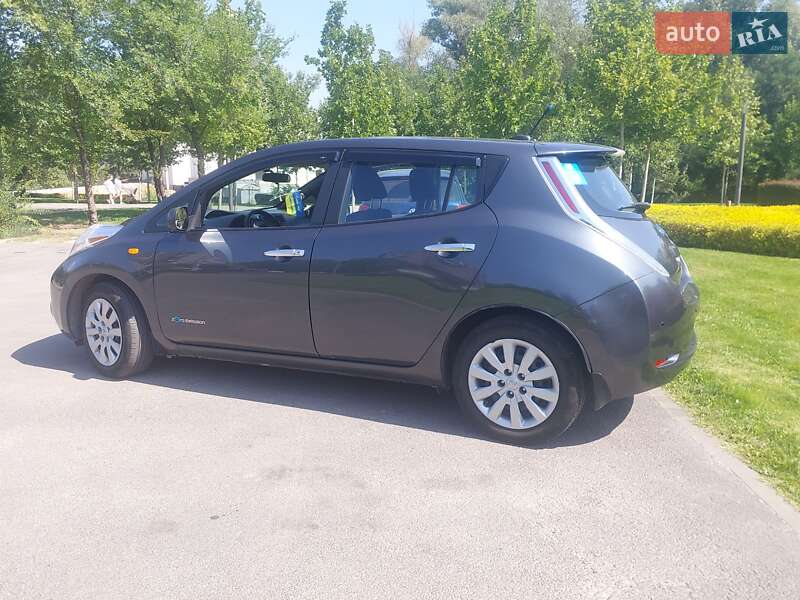 Хэтчбек Nissan Leaf 2013 в Днепре фото 11 Хэтчбек Nissan Leaf 2013 в Днепре