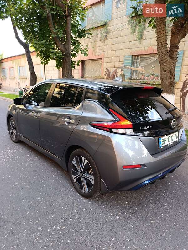 Хетчбек Nissan Leaf 2022 в Білгороді-Дністровському