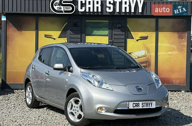 Хетчбек Nissan Leaf 2013 в Стрию
